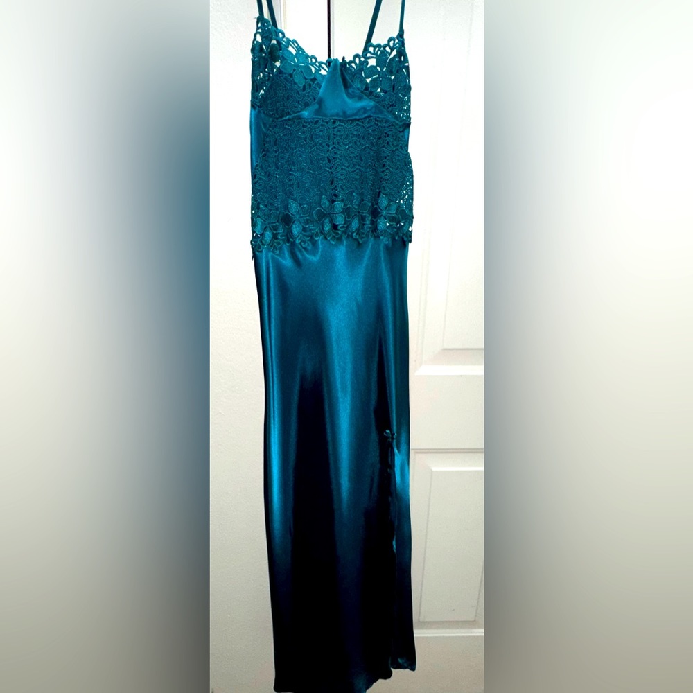 Teal sleepwear set, unworn 2-piece